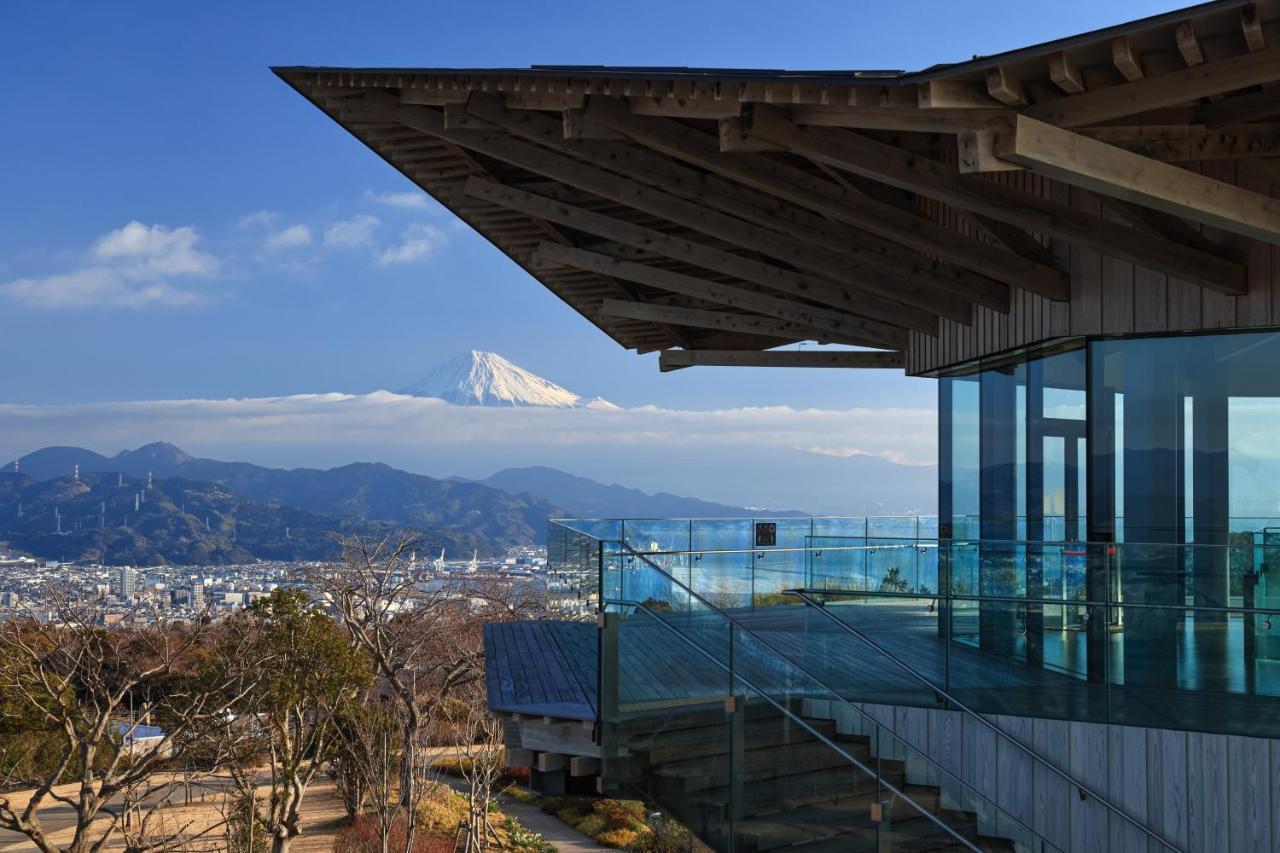 静冈酒店 外观 照片 View of Mount Fuji from the museum